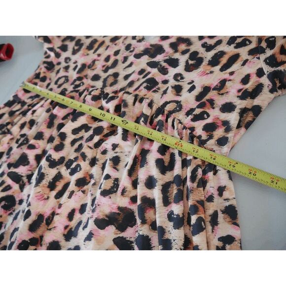 Women's 3/4 Sleeve V-neck Animal Print XL - Picture 5 of 9